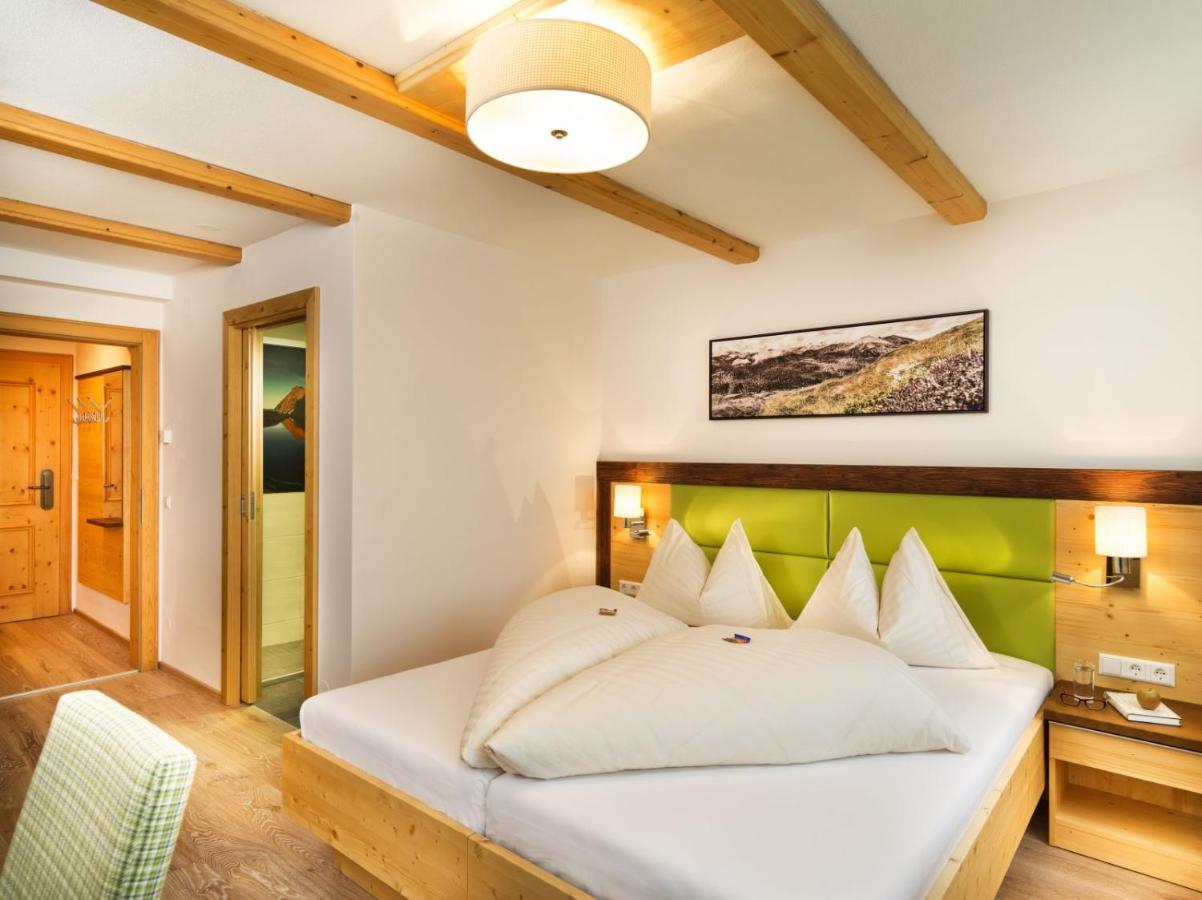 Apartments & Garni Alpenrose اوبرتاورن المظهر الخارجي الصورة
