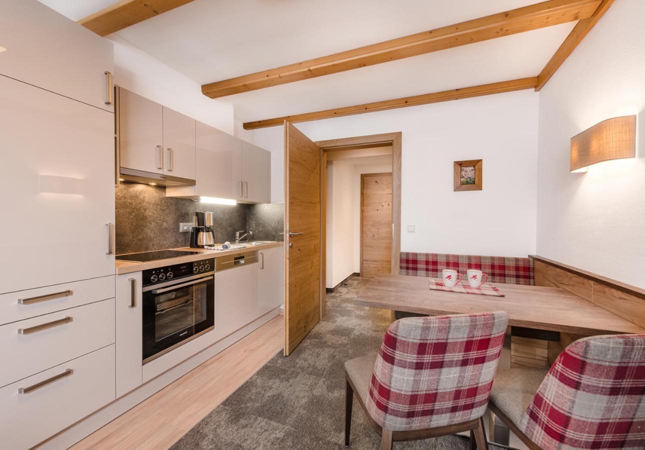Apartments & Garni Alpenrose اوبرتاورن المظهر الخارجي الصورة