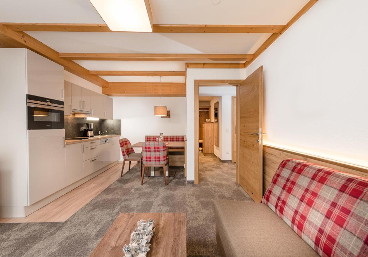 Apartments & Garni Alpenrose اوبرتاورن المظهر الخارجي الصورة